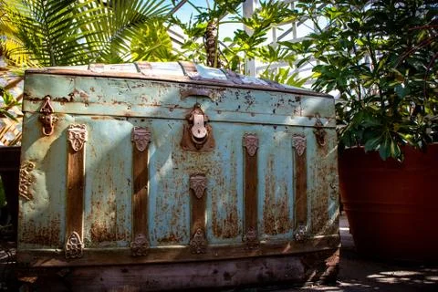 Old treasure chest Stock Photos