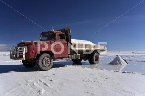 Old Truck Used For Salt Transport Salt Flats Salar De Uyuni Altiplano Bolivia