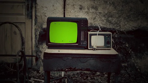 Old TV Green Screen Play Time Code Vintage Television Film Texture Zoom In Stock Footage 252673239