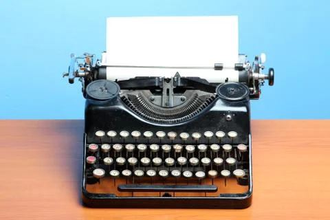 Old typewriter 스톡 사진