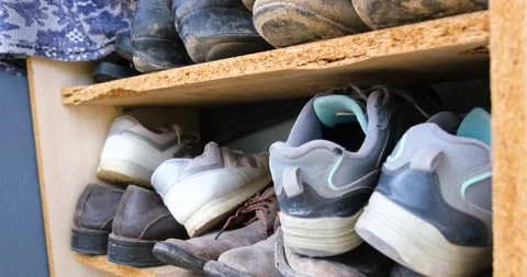 Old Used Shoes 動画素材 197335986