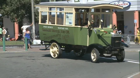 Old vintage bus Stock-Footage 661783