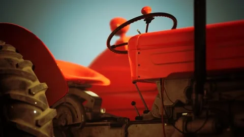 Old vintage retro tractor Vidéo 148197810