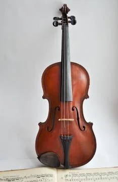 An old violin. Stock Photos