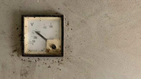 Old Voltage Meter fluctuating very fast. Stock Footage 125014755