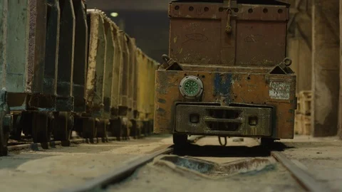 Old Wagon Moving Forward to Camera, 4K 库存影片 112600673