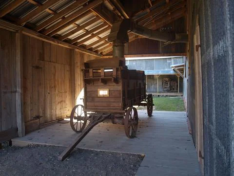 OLD WAGON AT ZEDLER MILL 库存照片