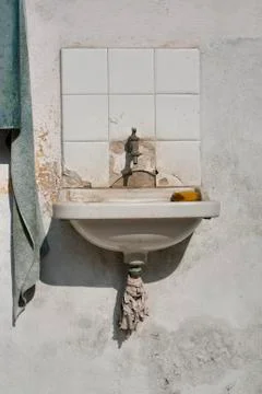 Old washbasin Stock Photos