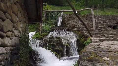 Old water washing machine bara tepavica Video stock 153787504