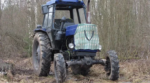 Old wheel tractor Video stock 36058051