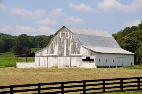 Old White Barn Stock Photos