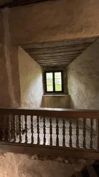 Old windows in the castle, view from the inside Poland Foto stock