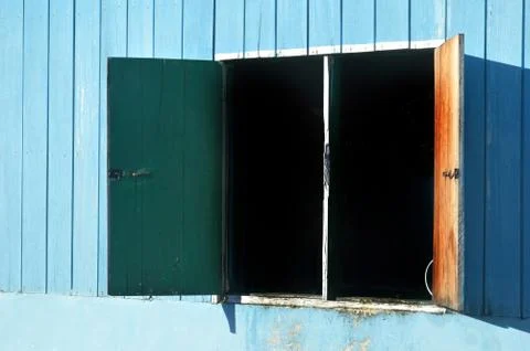 Old windows Stock Photos