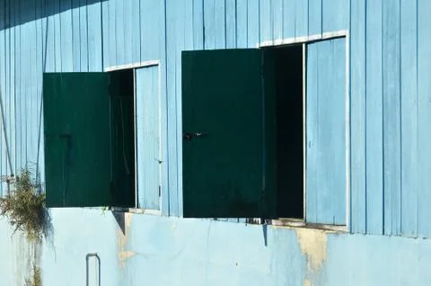 Old windows Stock Photos