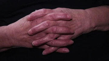 Old Woman's Hands, Close Up Stock Footage 85974026
