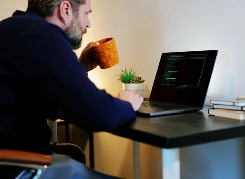 Older Systems Admin Restores Backup After Hack Stock-Fotos