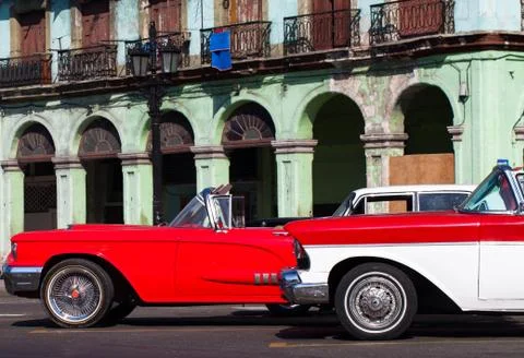 Oldtimer parked in Cuba Havana 스톡 사진