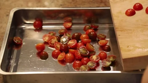 Olive oil infused cherry tomato Video stock 315915519