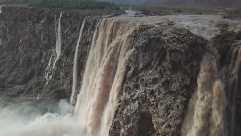 Oman, Dhofar waterfall after Cyclone Mekunu in Salalah, Oman May 26, 2018. Video stock 106925550