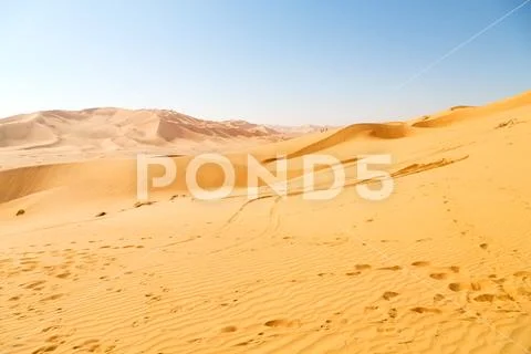 In oman old desert rub al khali the empty quarter and outdoor sand dune Stock Photos