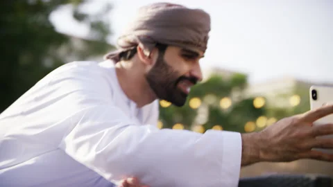 Omani men talking to each other. Stock Footage 151415932
