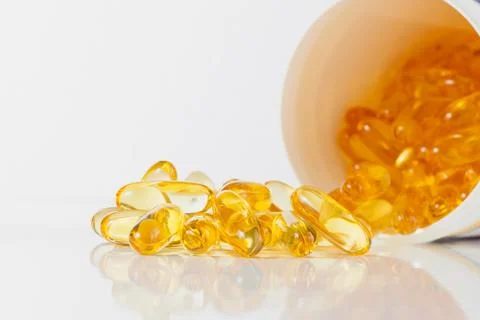 Omega 3 capsules Stockfoto's