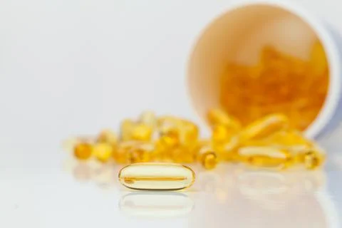 Omega 3 capsules Stockfoto's