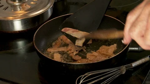 Omelet cookg 2 Stock Footage 128450750