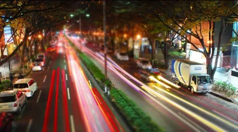 Omotesando tilt-shift &amp; time-lapse shot with light streaks. 動画素材 11212479