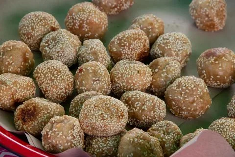 Onde-onde is placed in containers Stock Photos