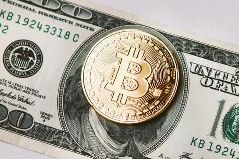 One bitcoin instead of Franklin 库存照片