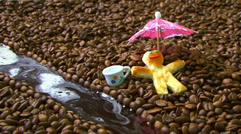 One Cookie Man Relax in Coffee Land with Chocolate River Stockbeeldmateriaal 823441