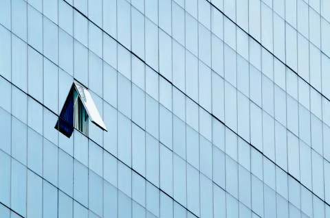 One open window Фото