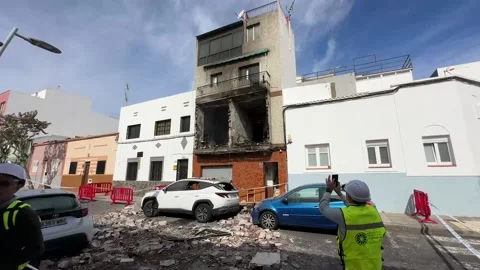 One person dies after an explosion and fire in La Laguna (Tenerife), Tenerife, E Stock Footage 309692845