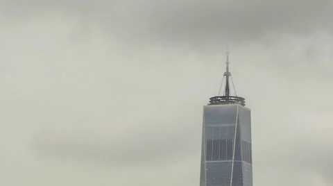 One World Observatory in the clouds Vídeos de archivo 68408644