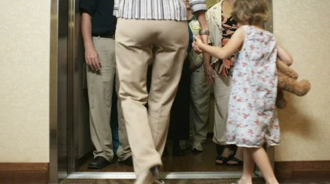 OnElevator Video stock 705692