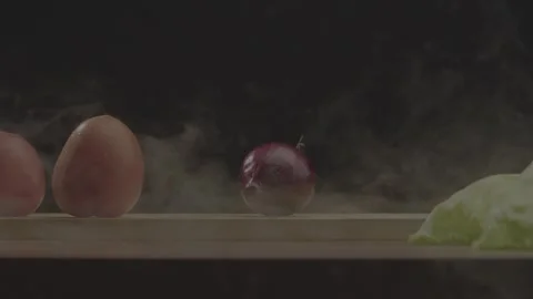 Onion packshot 2 動画素材 248696419