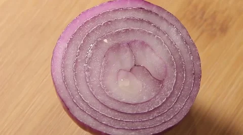 Onion slice slice onion (loop) Video stock 66517426