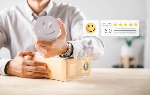 Online customer experience highlights satisfaction with reliable delivery s.. Stock Photos