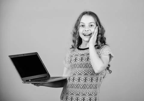 Online education and e learning. child development in digital age. Using social Stockfoto's