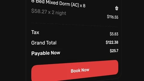 Online hostel booking summary on a dark mode interface animation Video stock 335615089