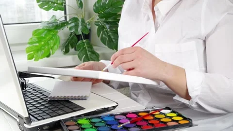 Online knitting learning, hobby classes Video stock 170560891