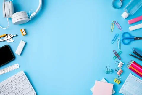 Online learning and back to school design concept. Top view of student table  Stockfoto's