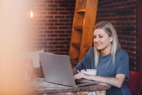 Online over breakfast Stock Photos