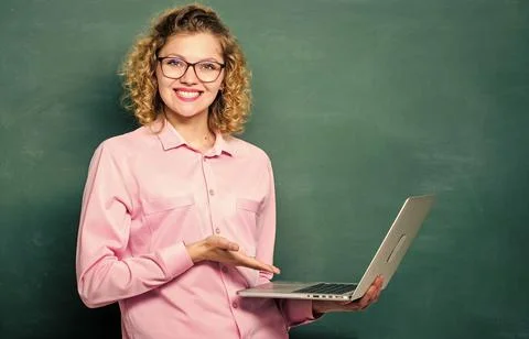 Online school. Informatics and programming. Teaching online course. Study online Foto stock