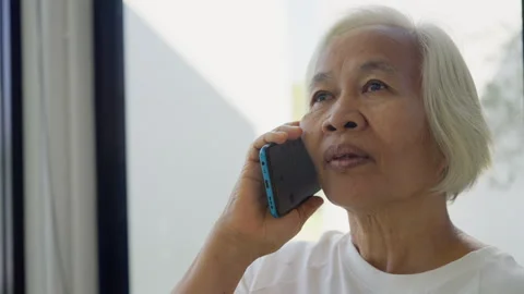 Online theft scammer target old asian retired lady. Thief hacker cyber crime. 스톡 동영상 300877705
