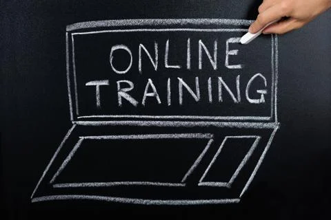 Online Training Program Written On Blackboard 库存照片
