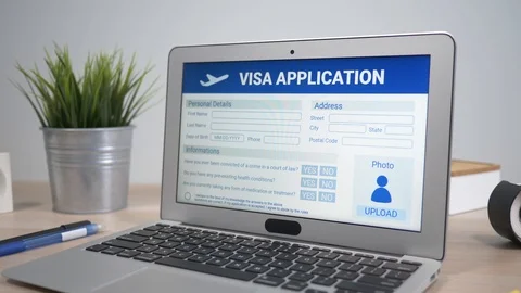 Online Visa Application Concept on Laptop Computer Screen Stockbeeldmateriaal 86866411
