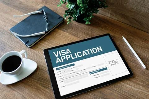 Online Visa application form on screen. Country Visit permit. Stockfoto's