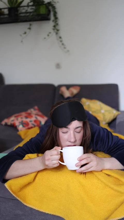 Only coffee can save her morning Vídeos de archivo 340087216